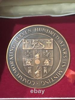 1100 Years In Minting Royal Mint 1986 Bronze Medal (24915)