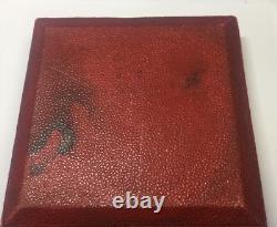 1837 1897 Queen Victoria Bronze Medal with Box Royal Mint Issue Nice