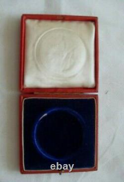 1897Large Silver Medal Coin Queen Victoria Diamond Jubilee Royal Mint Box