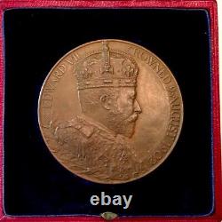 1902 Great Britain Royal Mint Edward VII Bronze Coronation Medal with Case