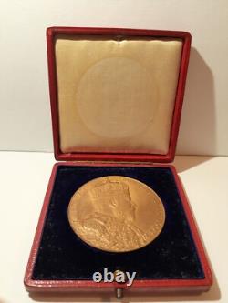 1902 Great Britain Royal Mint Edward VII Bronze Coronation Medal with Case 55mm