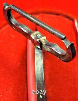 1925 (BE. 2468) King Rama VII Coronation silver medal with hanger, EF Rare #256