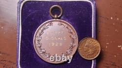 1929 British 10th Royal Hussars in Egypt Signals Medal in Original Box L114