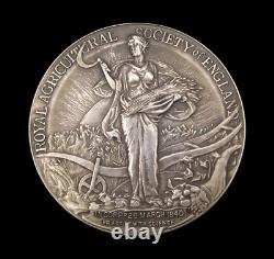 1940 ROYAL AGRICULTURAL SOCIETY OF ENGLAND 55mm SILVER MEDAL