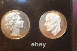 1972 Franklin Mint Royal Silver Wedding Anniversary Three Sterling Silver Medal
