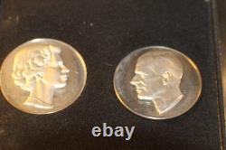 1972 Franklin Mint Royal Silver Wedding Anniversary Three Sterling Silver Medal