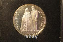 1972 Franklin Mint Royal Silver Wedding Anniversary Three Sterling Silver Medal