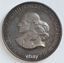 1972 Queen Elizabeth II Royal Silver Wedding Anniversary Westminster Abbey Medal