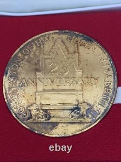 1977 Elizabeth II Large Jubilee Royal mint gold on Silver Medal 88 Grams. 925