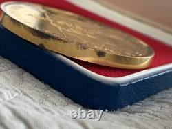 1977 Elizabeth II Large Jubilee Royal mint gold on Silver Medal 88 Grams. 925