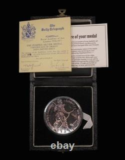 1977 ROYAL ACADEMY OF ARTS POMPEII EXHIBITION 51mm SILVER MEDAL TOYE KENNING