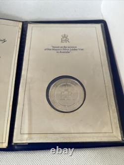 1977 Silver Jubilee Royal Visit Australia UK Medallion Medal PNC (SC70/K9)