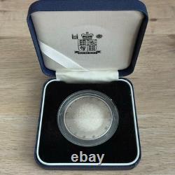 2000 ROYAL MINT ENTRY INTO THE NEW MILLENNIUM 39mm SILVER MEDAL No COA (34491)