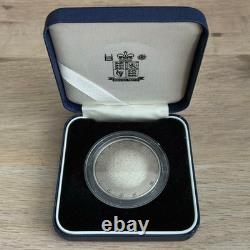2000 ROYAL MINT ENTRY INTO THE NEW MILLENNIUM 39mm SILVER MEDAL No COA (34491)