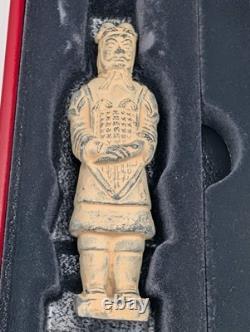 2015 Royal Canadian Mint. 999 Fine Silver Coin Discover China Medallion Set RCM