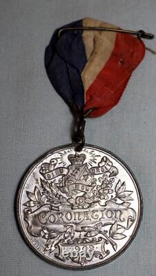 3 British Royal Coronation Medals (Ed. VII & Alexandra, Geo. V, Geo VI & Elizabeth)