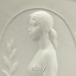 ARCADIA by KPM ROYAL BERLIN White Porcelain Medallion TEA CADDY & LID Jar Box