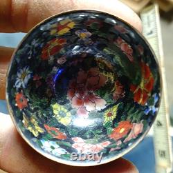 An early imperial Chinese Rose medallion bowl