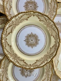 Antique Royal Doulton Jeweled 10 Dinner Plates Heavy Gold Medallion Set Of 10