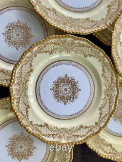 Antique Royal Doulton Jeweled 10 Dinner Plates Heavy Gold Medallion Set Of 10