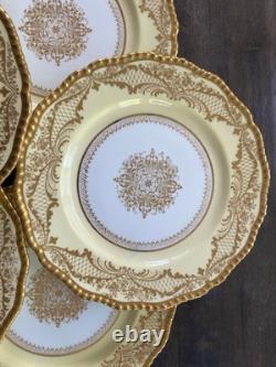 Antique Royal Doulton Jeweled 10 Dinner Plates Heavy Gold Medallion Set Of 10