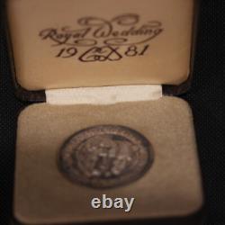 Charles Diana Royal Wedding 1981 Silver Medal Medallion (isw210312/K3)