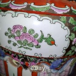 Chinese Porcelain Wonderful Antique Imperial Canton Rose Medallion Vase