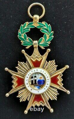 España Spain Rare Royal Order Of Isabel La Catolica Isabella The Catholic Medal