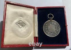 GREAT BRITAIN ROYAL ACADEMY OF MUSIC SILVER MEDAL 1928 41 mm John Pinches