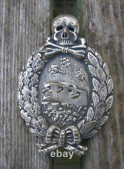 German- Imperial -Tank- Badge WWI (hollow embossed medal) ORIGINAL