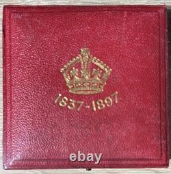 Great Britain Bronze Medal Diamond Jubilee Victoria 1897 origi box 56mm 71.6g