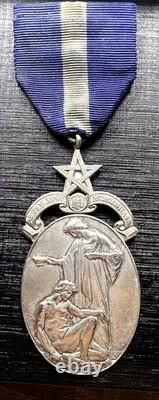 Great Britain Medal Royal Masonic Hospital RMH Bro V. R. Trigg Nr. 1096 41.46gr