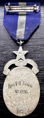 Great Britain Medal Royal Masonic Hospital RMH Bro V. R. Trigg Nr. 1096 41.46gr