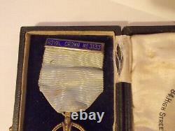 Hants & Isle of Wight Masonic Depot Jewelers 1922-23 Royal Crown Medal Pinback