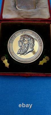 Henley Royal Regatta Silver Medal Badge Eton Magdalen College Boat Race Olympic