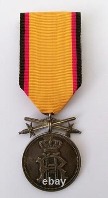 Imperial German Principality of Reuss silver merit medal with swords circa 1914