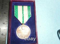 Japanese Imperial 1920 Kanto earthquake medal