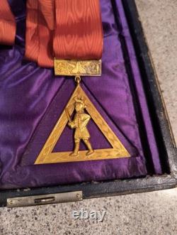 Lot Of 6 Vintage Royal Arch Mason Officer Jewels Medal/Ribbon Set WithWooden Case