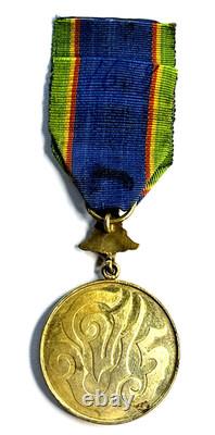 Original Thailand Order of the Crown Gold Grade Medal Royal Decoration Ribbon