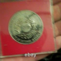 Queen Elizabeth II The Silver Jubilee Souvenir Medal in Original Case 1952-1977