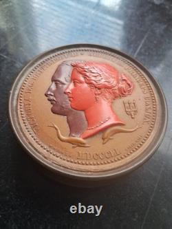Queen Victoria 1851 Juror's Medal Bronze Tin 2 3/4 Diam 3/4 Height