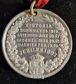 Queen Victoria Jubilee 1887 Queen & Empress Medallion. Excellent! Our H1980