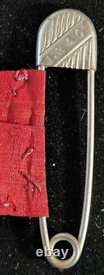 Queen Victoria Jubilee 1887 Queen & Empress Medallion. Excellent! Our H1980