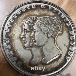 RARE TONED 1844 Queen Victoria & Prince Albert Royal Exchange London Davis Medal