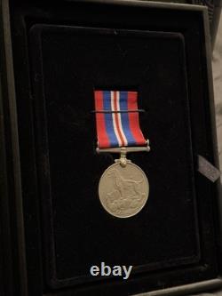 Rare Limited Edition World War 2 Coins And Medal Royal Mint Set