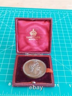 Royal Academy of Music Bronze Medal 1883 Violin in Presentation Box Elkington