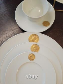 Royal Berlin Arcadia Gold 2 place settings & platter Medallion Germany Royal Berlin Arcadia Gold 2 place settings & platter Medallion Germany