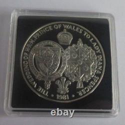 Royal Crests 1981 Royal Wedding Charles and Diana Silver Proof Medallion