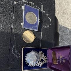 Royal Crown Collectors Lot of 3 Numismatic Medals with Presentation Box