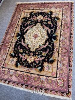 Royal Tabrazz Handmade Silk Wool Rug 5x6.6 Ft Silk Foundation Floral Medallion